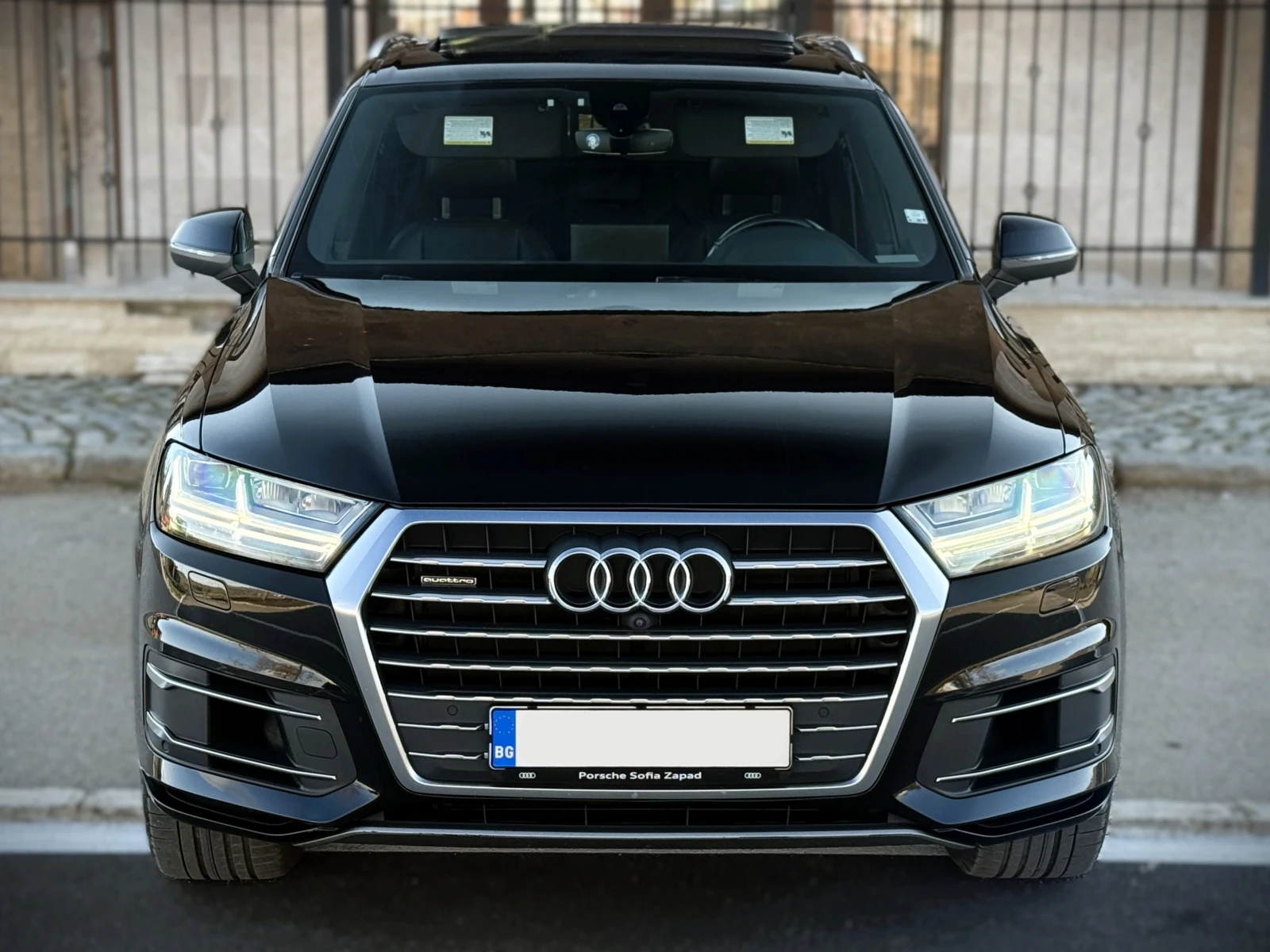 Audi Q7 3.0T PREMIUM+ , снимка 2 - Автомобили и джипове - 54146374