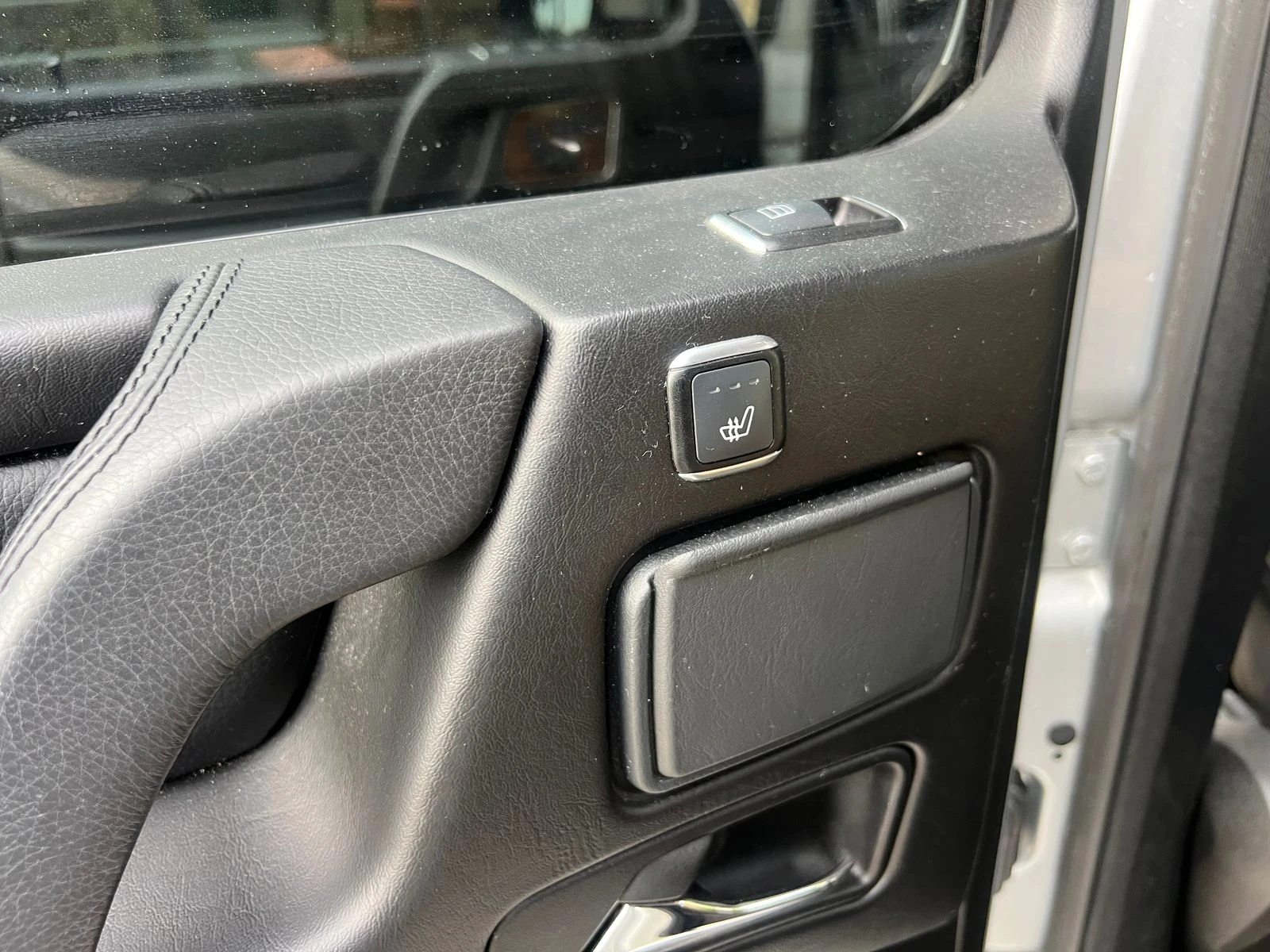 Mercedes-Benz G 55 AMG 4MATIC 4dr, снимка 16 - Автомобили и джипове - 54460249