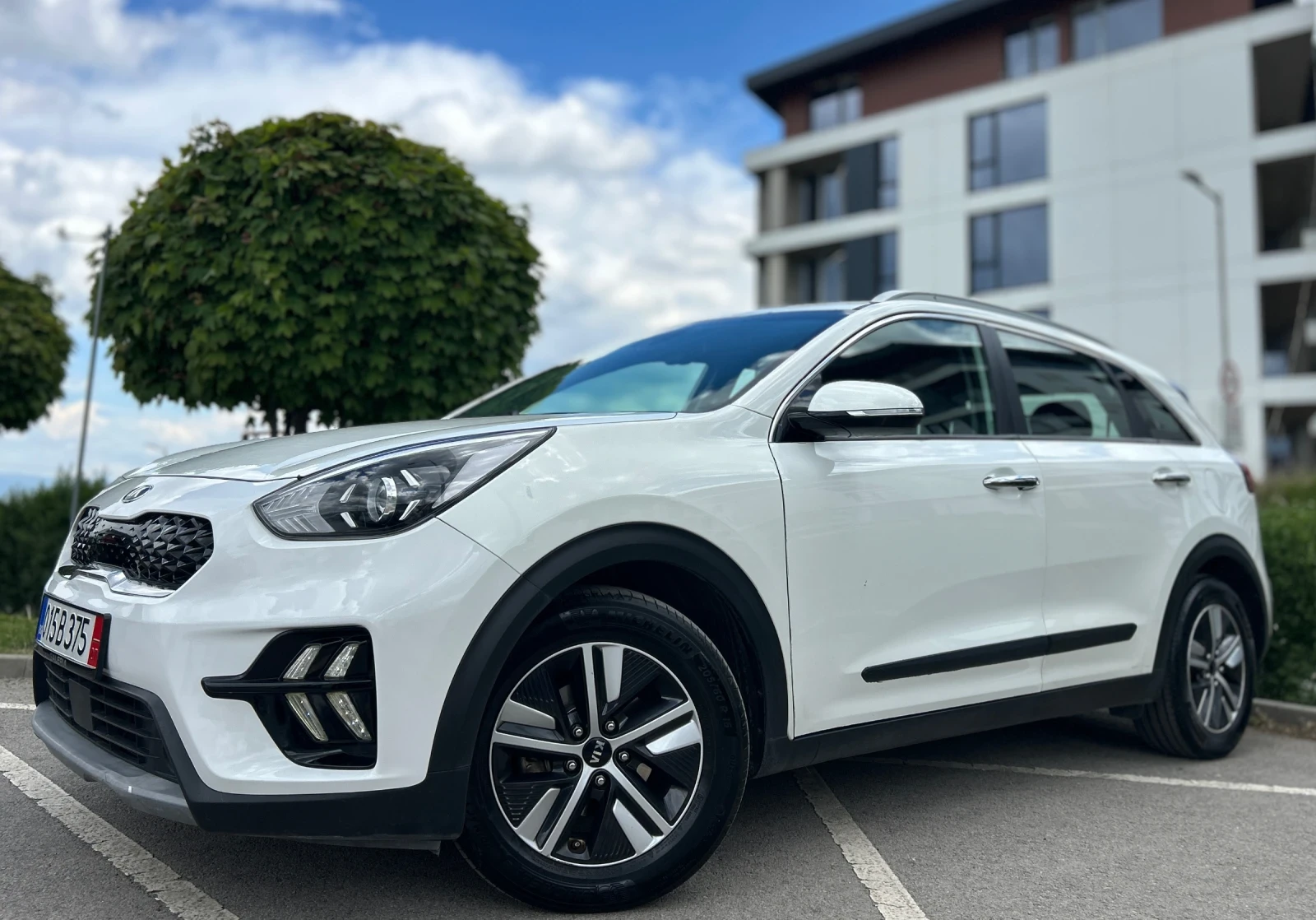Kia Niro, снимка 7 - Автомобили и джипове - 54565487