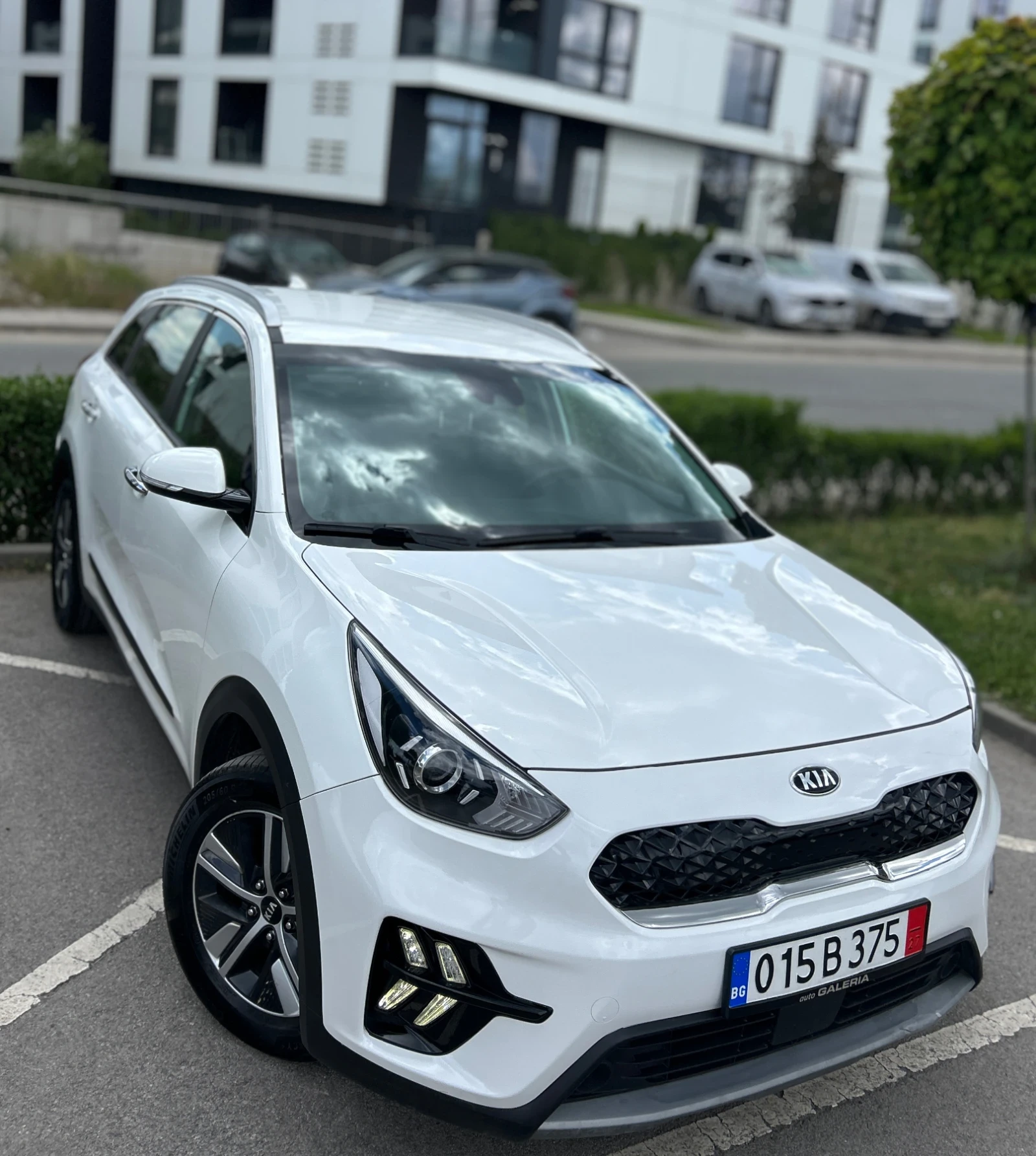 Kia Niro, снимка 2 - Автомобили и джипове - 54565487