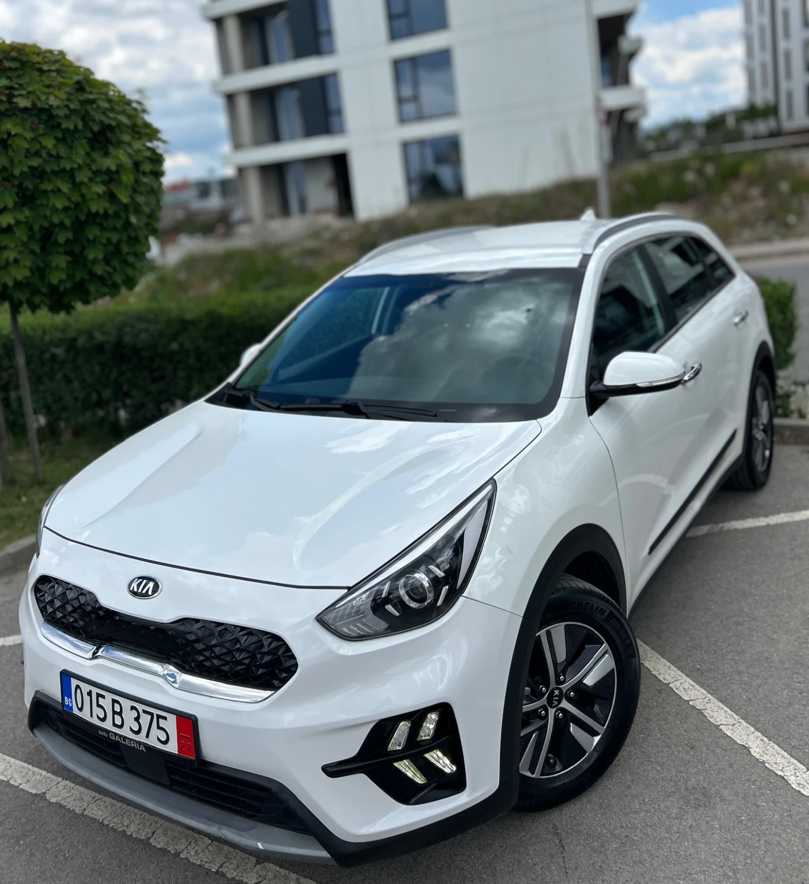 Kia Niro, снимка 6 - Автомобили и джипове - 54565487