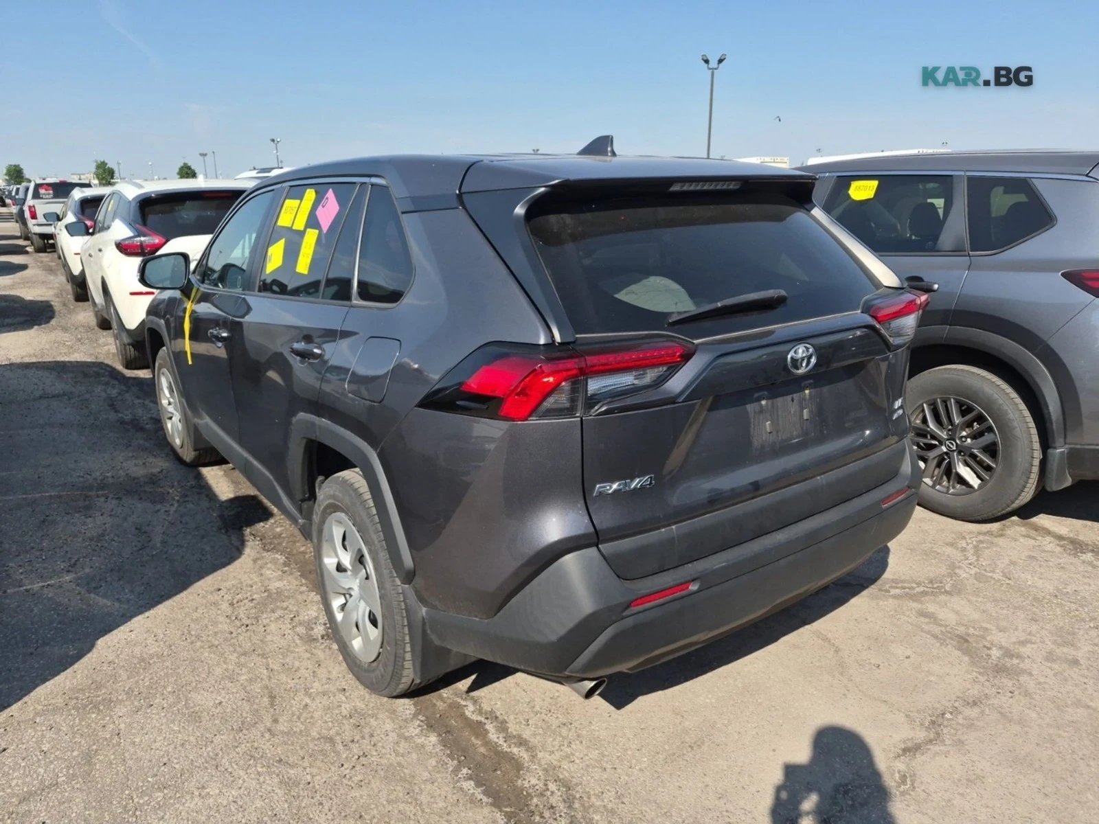 Toyota Rav4 LE * АвтоКредит * (ЦЕНА ДО БГ), снимка 4 - Автомобили и джипове - 54876386