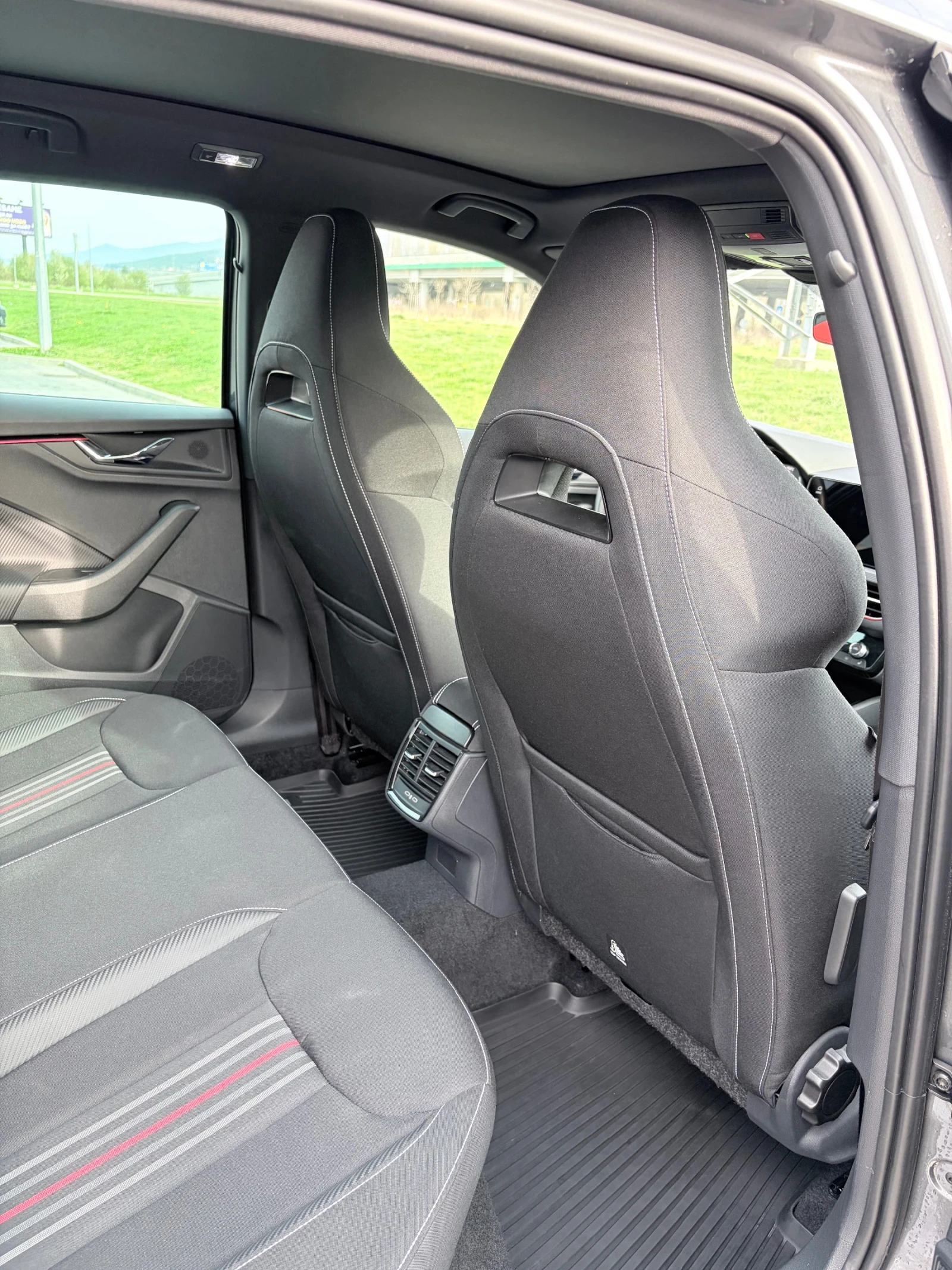 Skoda Kamiq Monte Carlo Plus, снимка 5 - Автомобили и джипове - 55391234