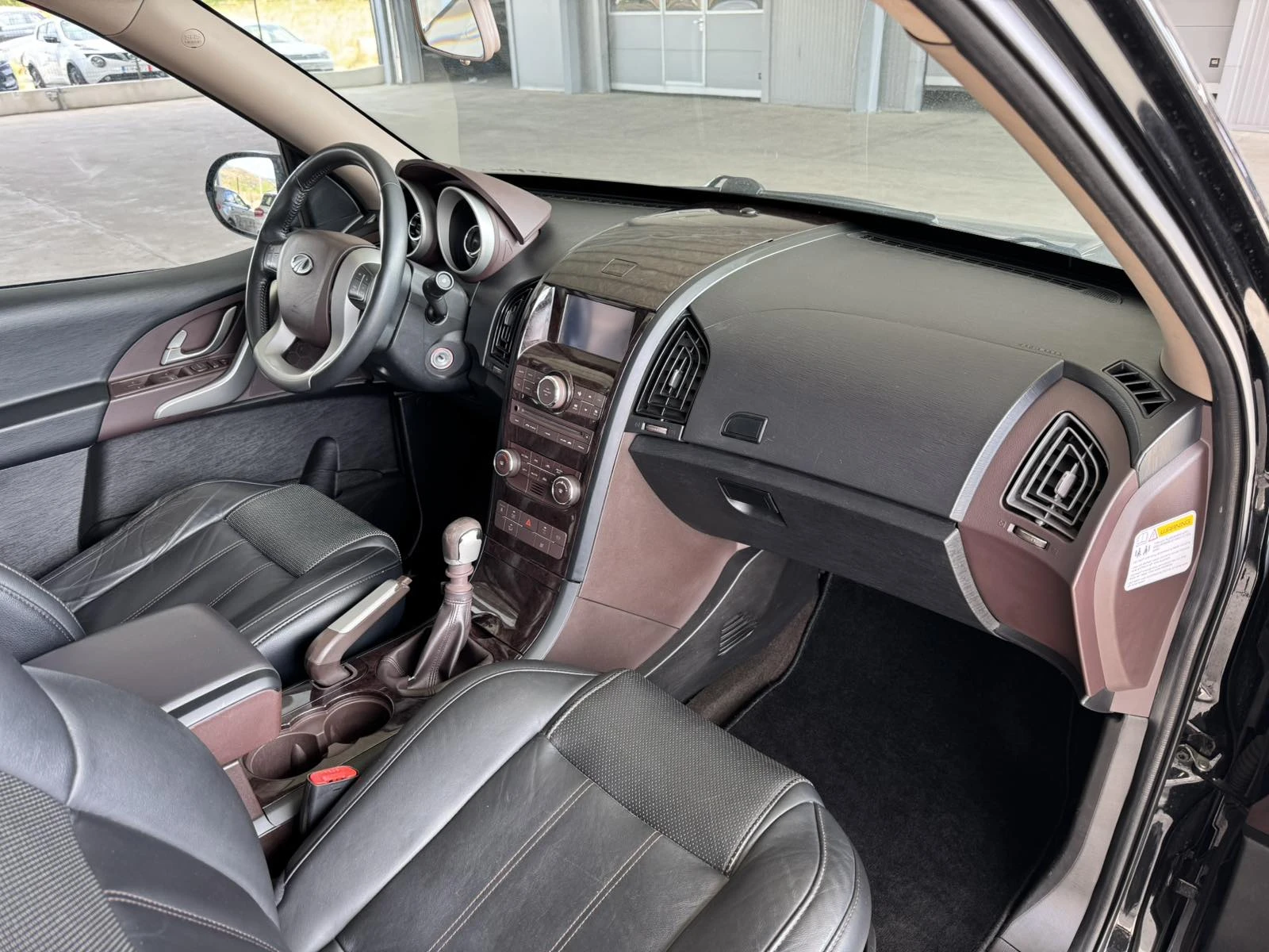 Mahindra XUV 500 2.2* 140ps* 7�* 6��* 4x4* ����* ����* ������*  | Mobile.bg � ����������� 10