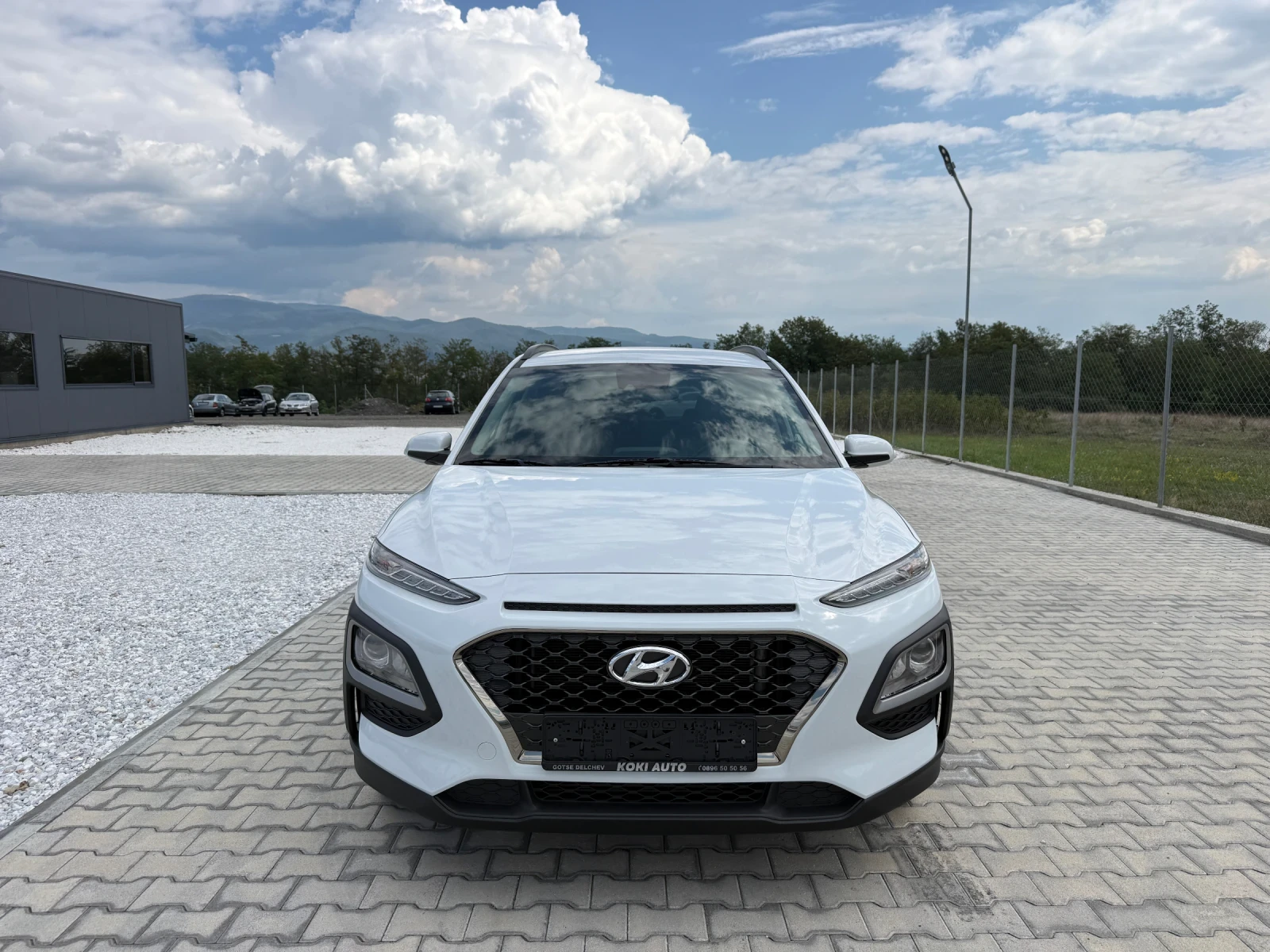 Hyundai Kona 1.0 T-GDI PREMIUM CAMERA, снимка 2 - Автомобили и джипове - 56165239