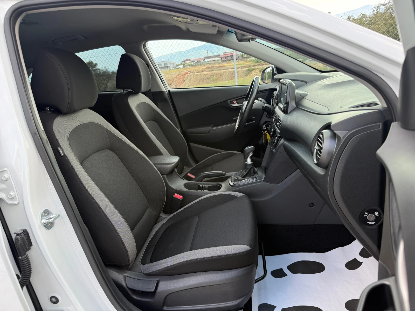 Hyundai Kona 1.0 T-GDI PREMIUM CAMERA, снимка 13 - Автомобили и джипове - 56165239