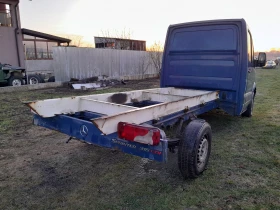 Mercedes-Benz Sprinter 315 2.2 На части, снимка 3