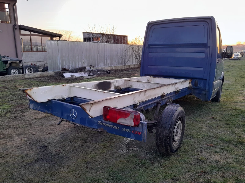 Mercedes-Benz Sprinter 315 2.2 На части, снимка 3 - Бусове и автобуси - 52860587