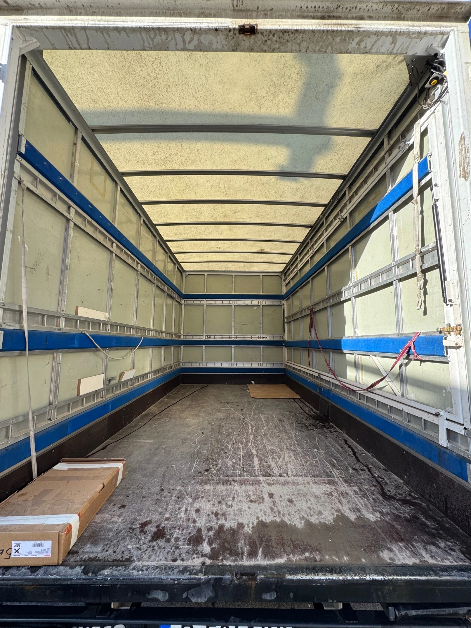 Iveco 35s15 3000, снимка 8 - Бусове и автобуси - 53805469