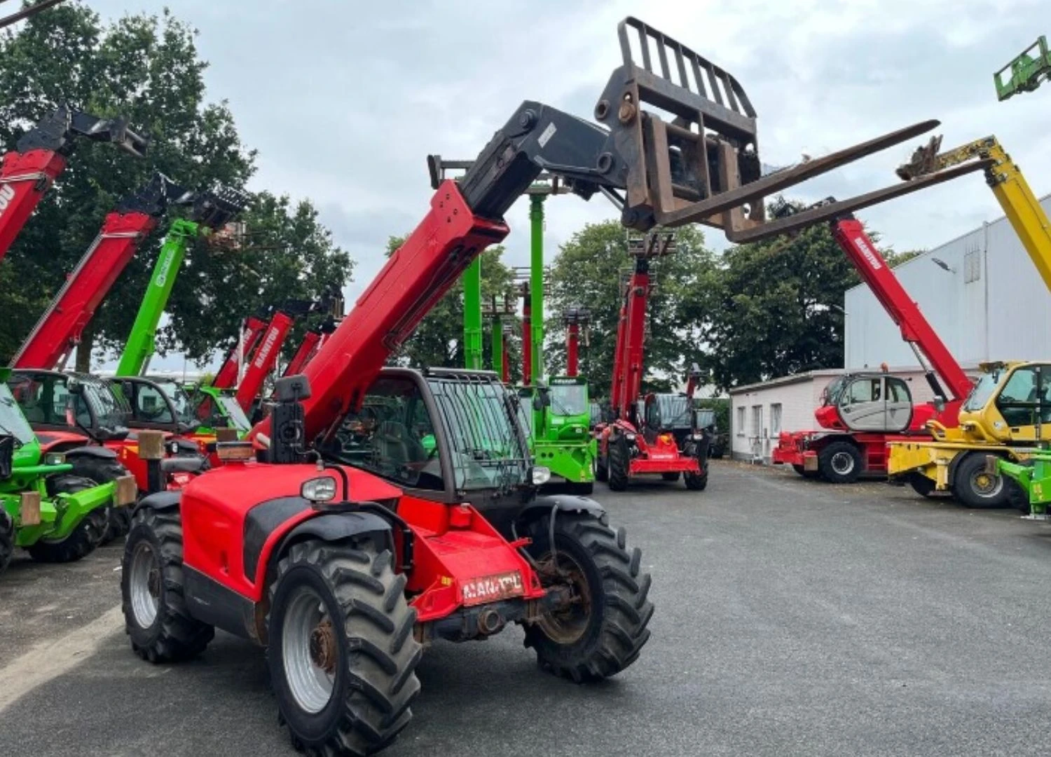 Телескопични товарачи Manitou MT 732 ST3B  - изображение 3