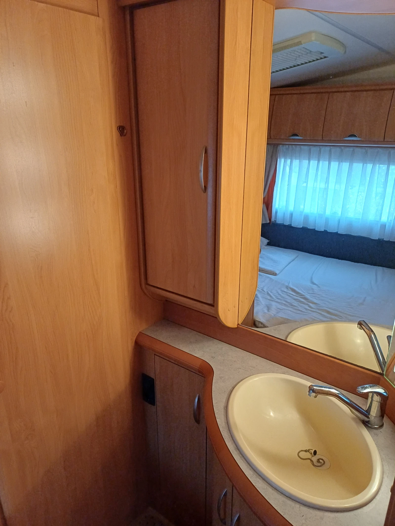 Каравана Hobby Exelent easy 495 - изображение 8