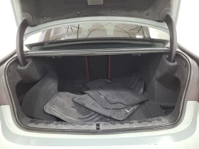 BMW 330 i xDrive/M-Pack/CARFAX/АВТО КРЕДИТ/, снимка 16