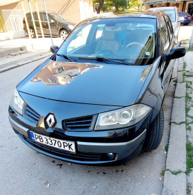 Renault Megane 1.9 dci, снимка 2 - Автомобили и джипове - 45013316