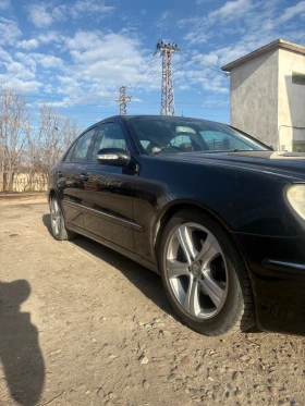  Mercedes-Benz E 320