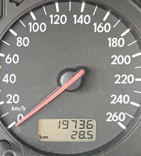 VW Golf 1.6i 19000km !!!!! - 8999 лв. - 49120450 12
