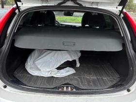 Volvo V60 Cross Country * Premier * CARFAX * ОПЦИЯ ЗА ФИНАНСИРАНЕ *  | Auto.bg — изображение 13