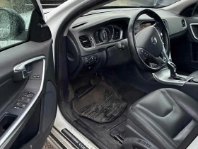 Volvo V60 Cross Country * Premier * CARFAX * ОПЦИЯ ЗА ФИНАНСИРАНЕ *  | Auto.bg — изображение 5