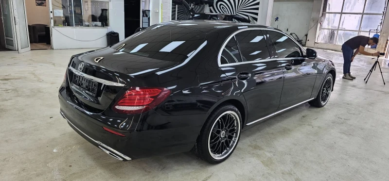 Mercedes-Benz E 220 Е220 Avangard Multibeam 360 камера 9G Comand лизин, снимка 4 - Автомобили и джипове - 47041238