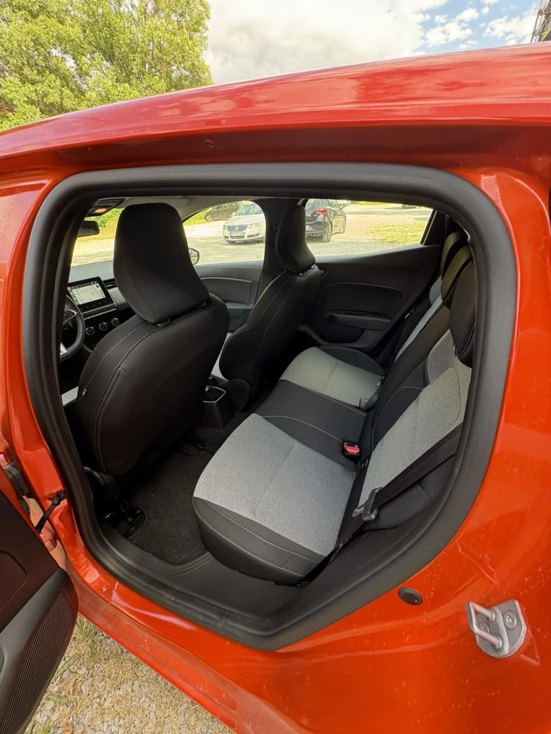 Renault Clio АВТОМАТИК 2024г от БГ ДИЛЪР, снимка 9 - Автомобили и джипове - 51829710