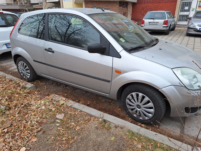 Ford Fiesta 1.4, снимка 7 - Автомобили и джипове - 48203999