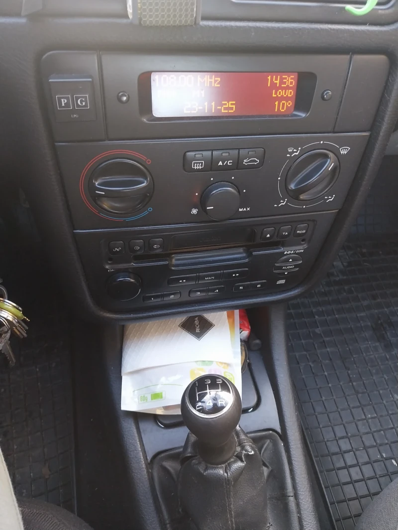 Peugeot 406, снимка 7 - Автомобили и джипове - 52514375