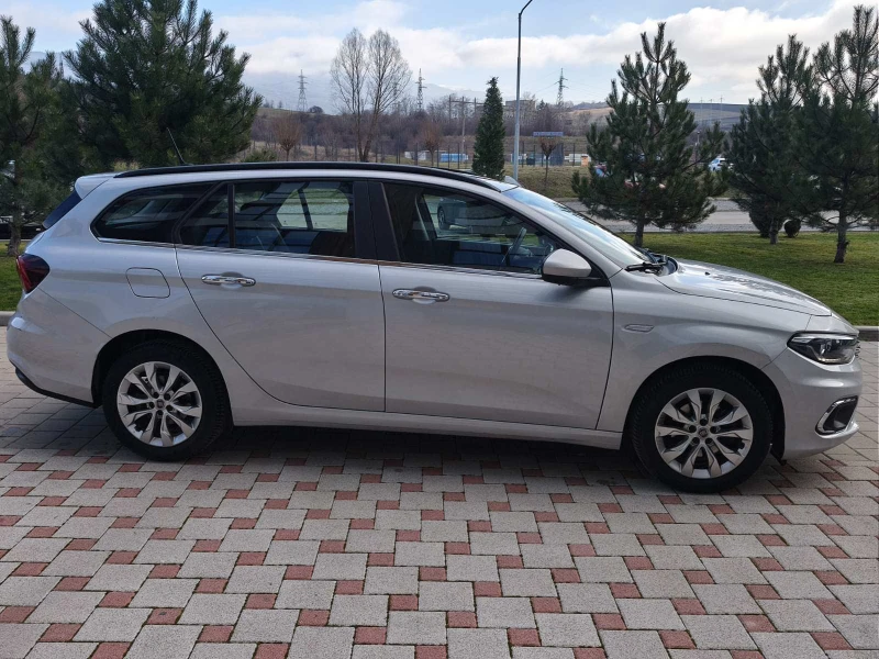 Fiat Tipo 1.6 MULTI JET EURO 6D, снимка 14 - Автомобили и джипове - 52789428