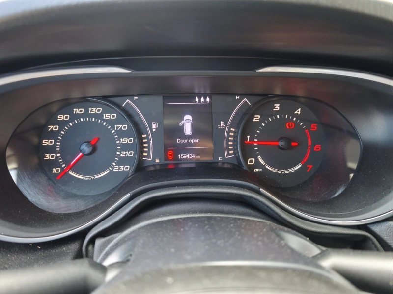Fiat Tipo 1.6 MULTI JET EURO 6D, снимка 6 - Автомобили и джипове - 52789428