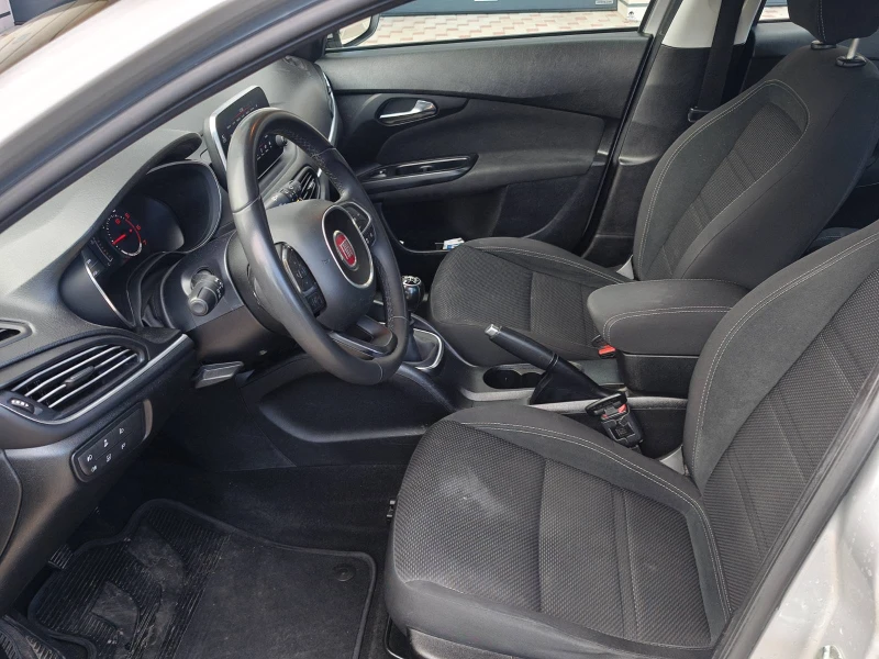Fiat Tipo 1.6 MULTI JET EURO 6D, снимка 4 - Автомобили и джипове - 52789428