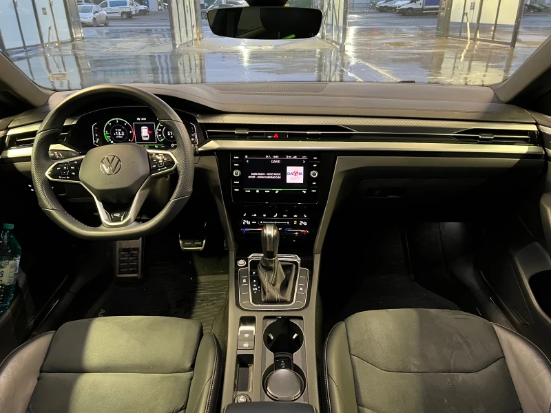 VW Arteon, снимка 10 - Автомобили и джипове - 52819156