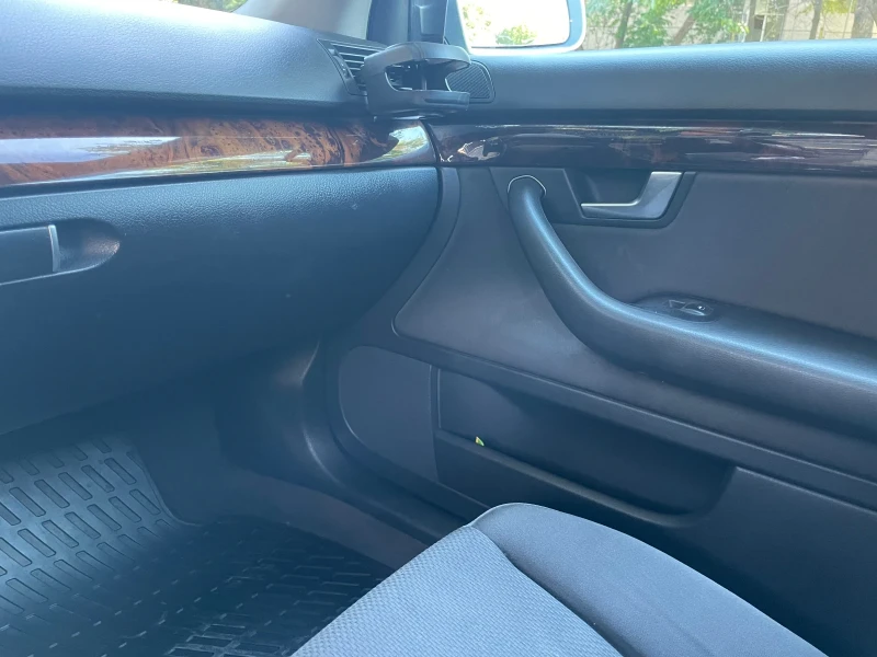 Audi A4, снимка 9 - Автомобили и джипове - 52976739