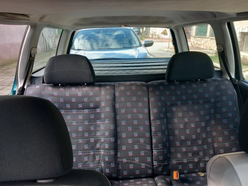 VW Golf, снимка 4 - Автомобили и джипове - 53445832