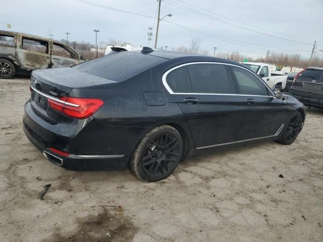 BMW 750 XDRIVE* ПОДГРЕВ* ОБДУХВАНЕ* МАСАЖ* ДИСТРОНИК* КЕЙЛ, снимка 3 - Автомобили и джипове - 49225992