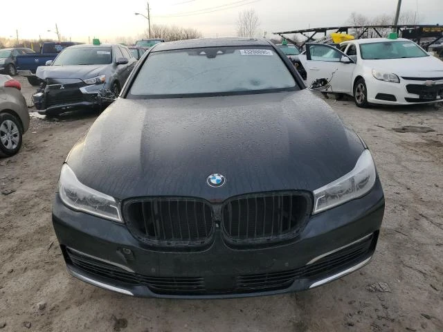 BMW 750 XDRIVE* ПОДГРЕВ* ОБДУХВАНЕ* МАСАЖ* ДИСТРОНИК* КЕЙЛ, снимка 5 - Автомобили и джипове - 49225992