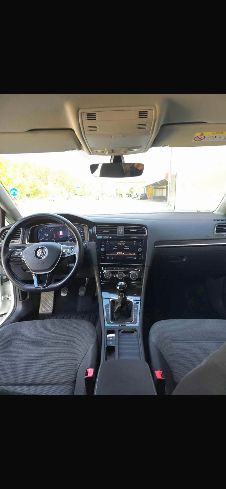 VW Golf Face-lift 116 hp LED Digital virtual cockpit , снимка 8 - Автомобили и джипове - 53215836