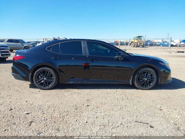 Toyota Camry, снимка 13 - Автомобили и джипове - 53225343