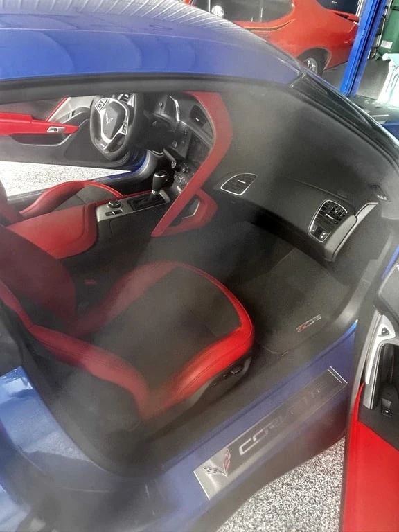 Chevrolet Corvette * Z06 2LZ * CARFAX * 18000KM! - изображение 9