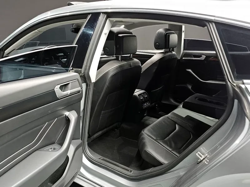 VW Arteon 2.0 TDI PRESTIGE, снимка 12 - Автомобили и джипове - 55001046
