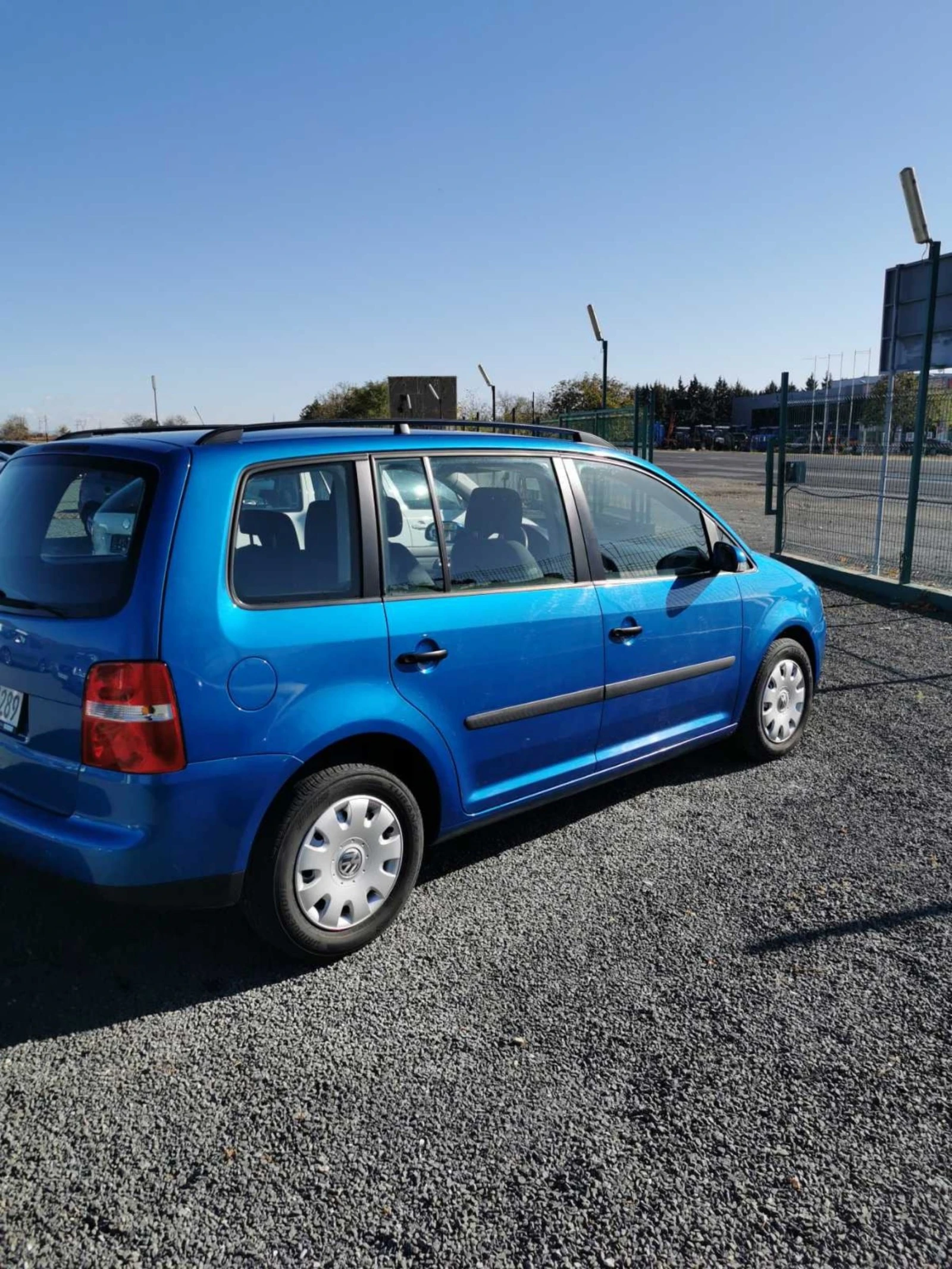 VW Touran 1.6i - изображение 4