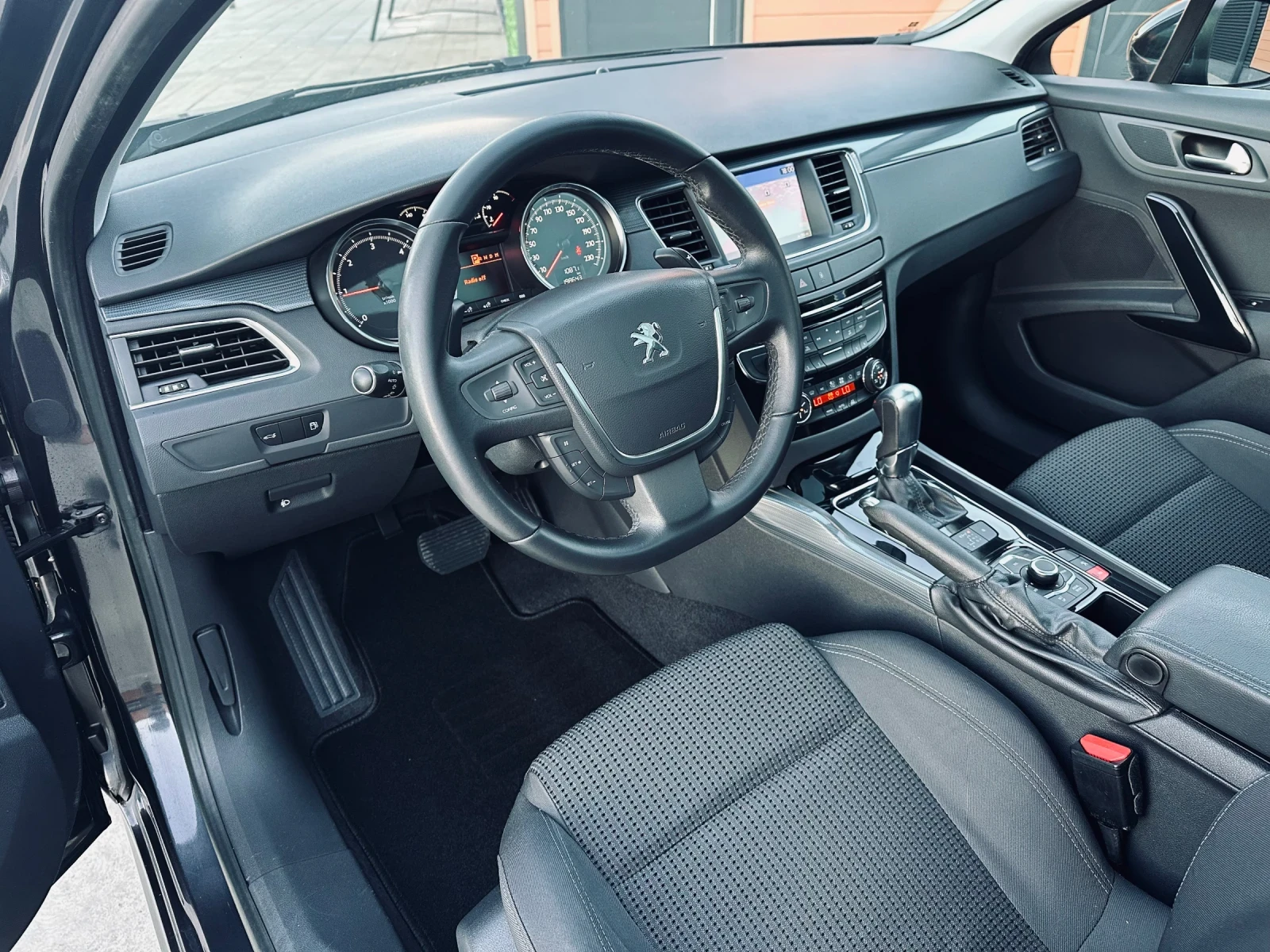 Peugeot 508 2.0 HDI - изображение 10