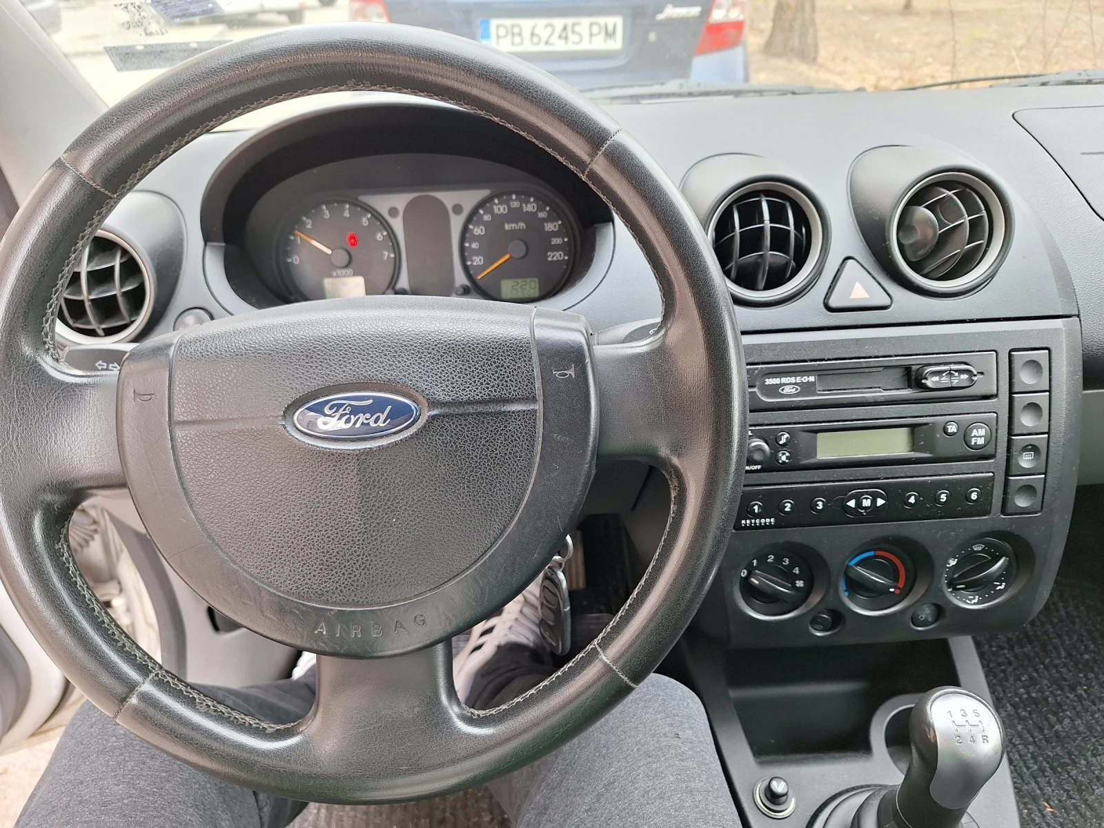 Ford Fiesta 1.4 - изображение 3