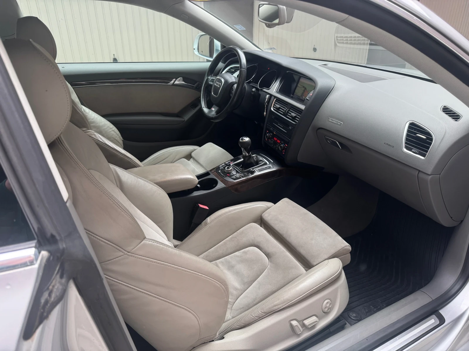 Audi A5 3.2/265кс - изображение 9