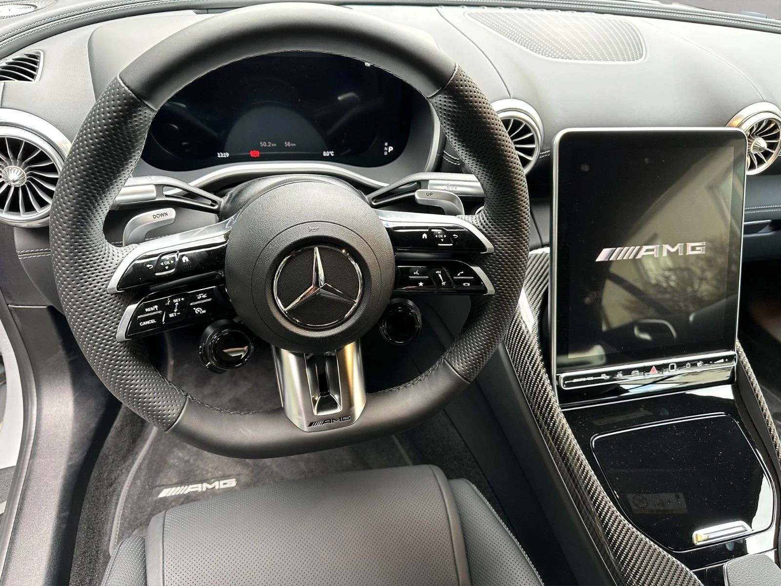 Mercedes-Benz SL 63 AMG /4-MATIC/AERO/CARBON/BURMESTER/NIGHT/HEAD UP/360/ - изображение 9