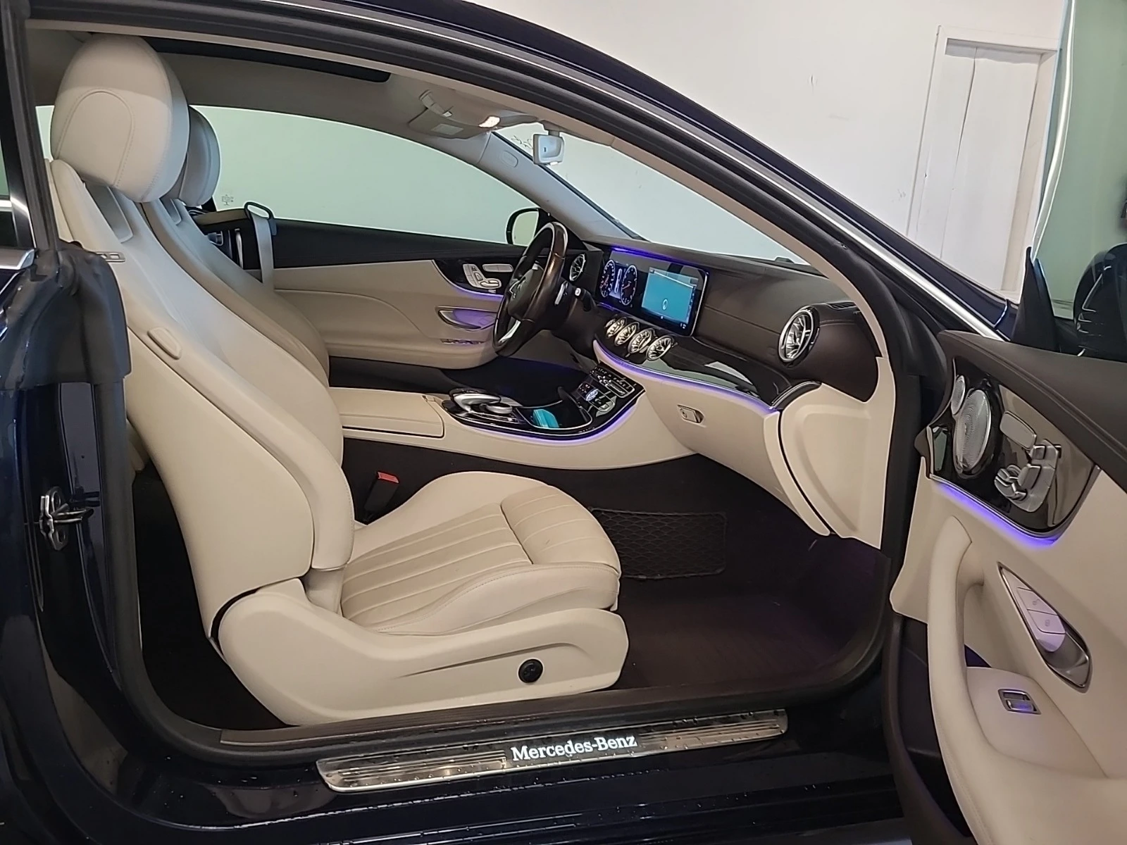 Mercedes-Benz E 400 CARFAX * * АВТО КРЕДИТ * *  - изображение 9