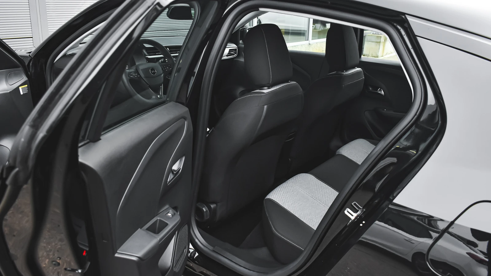 Opel Corsa -e Edition 50 kWh - изображение 9