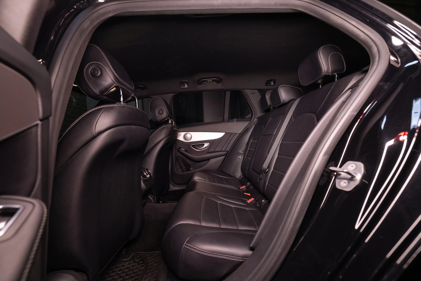 Mercedes-Benz C 220 D 4MATIC 9G-Tronic * Line Assist * Burmaster * 360 | Mobile.bg � ����������� 12