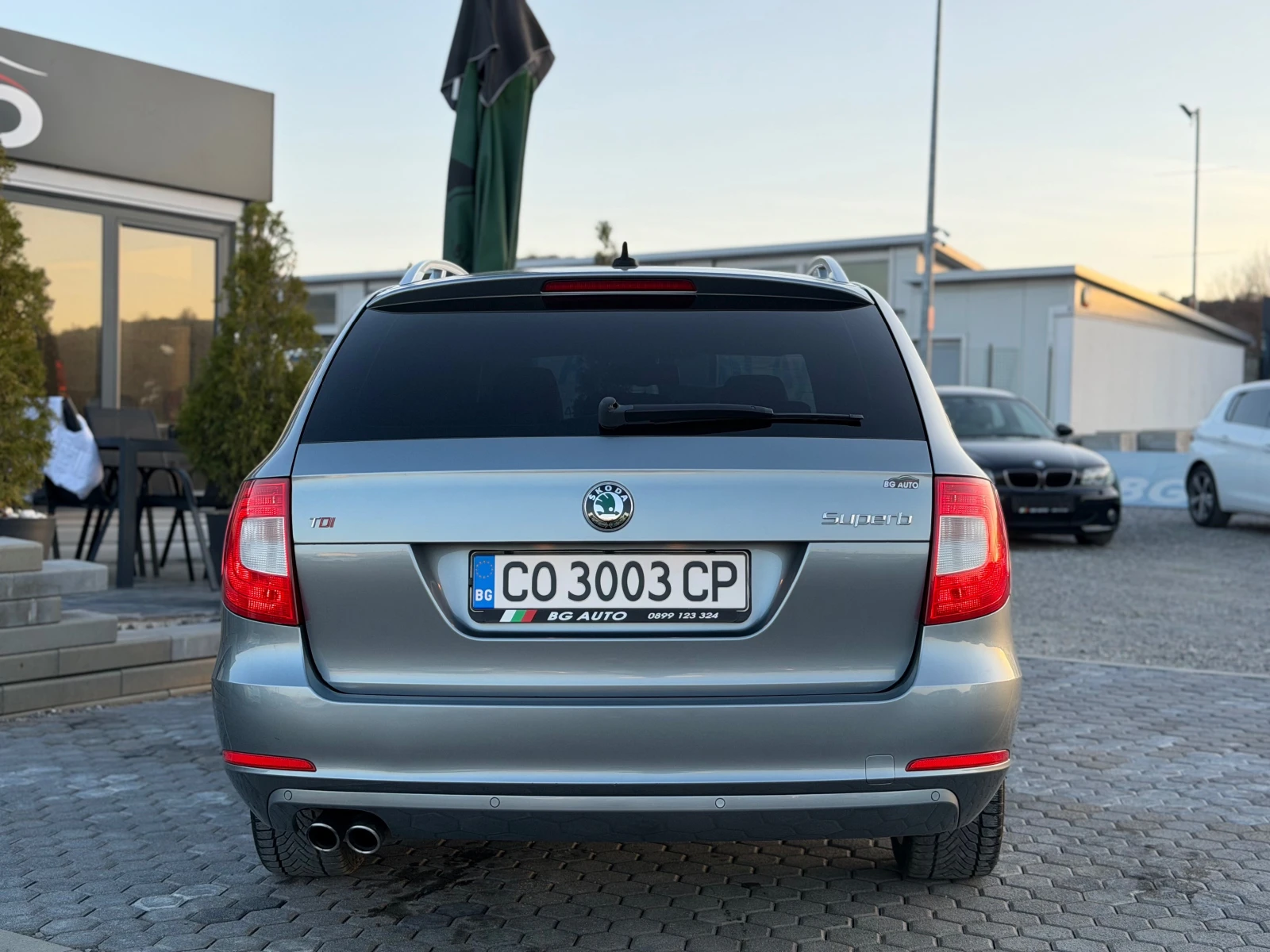 Skoda Superb * ИТАЛИЯ* НАВИГАЦИЯ* КСЕНОН* КОЖА* , снимка 5 - Автомобили и джипове - 54001112