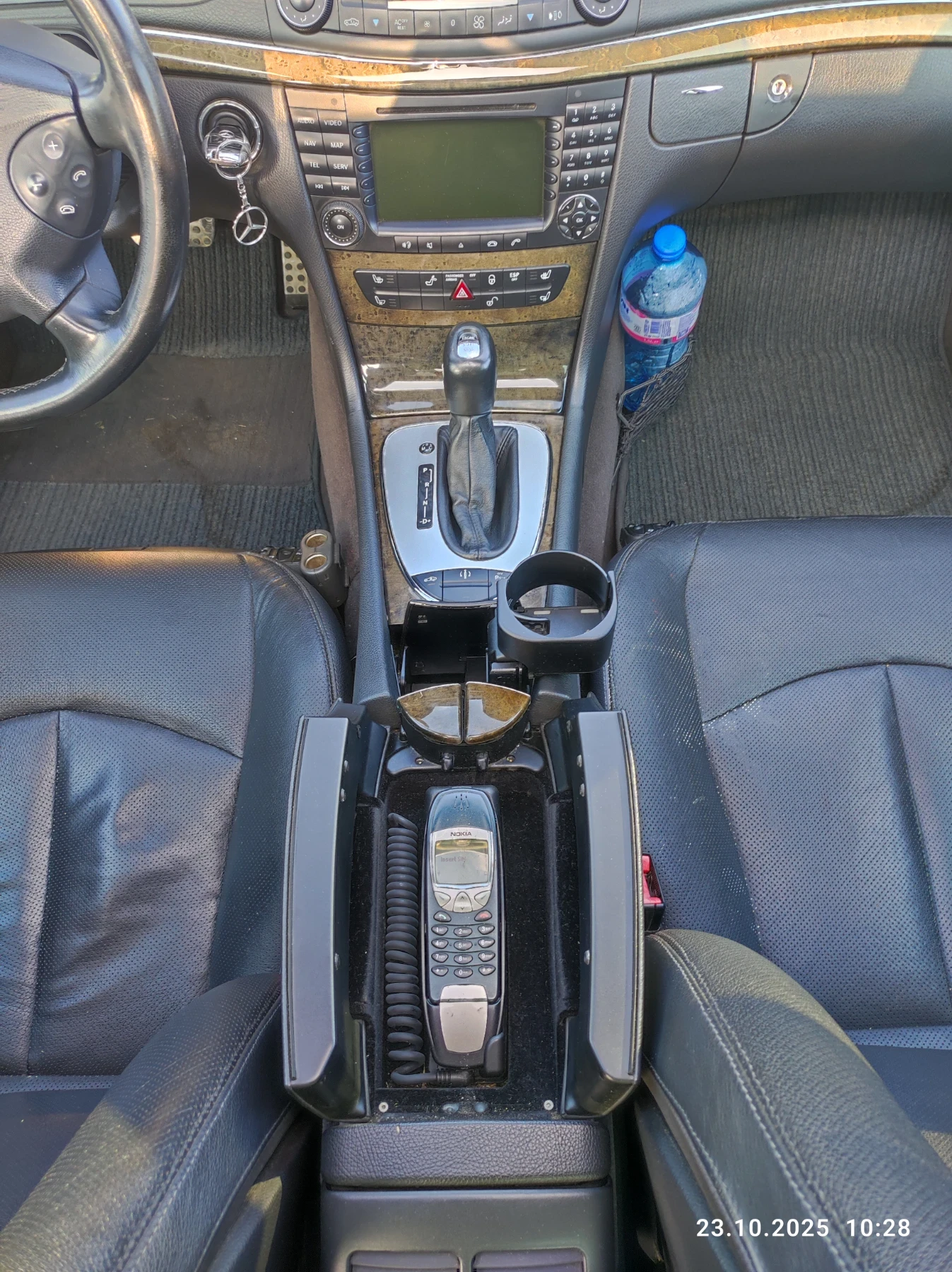 Mercedes-Benz E 320, снимка 10 - Автомобили и джипове - 54287659