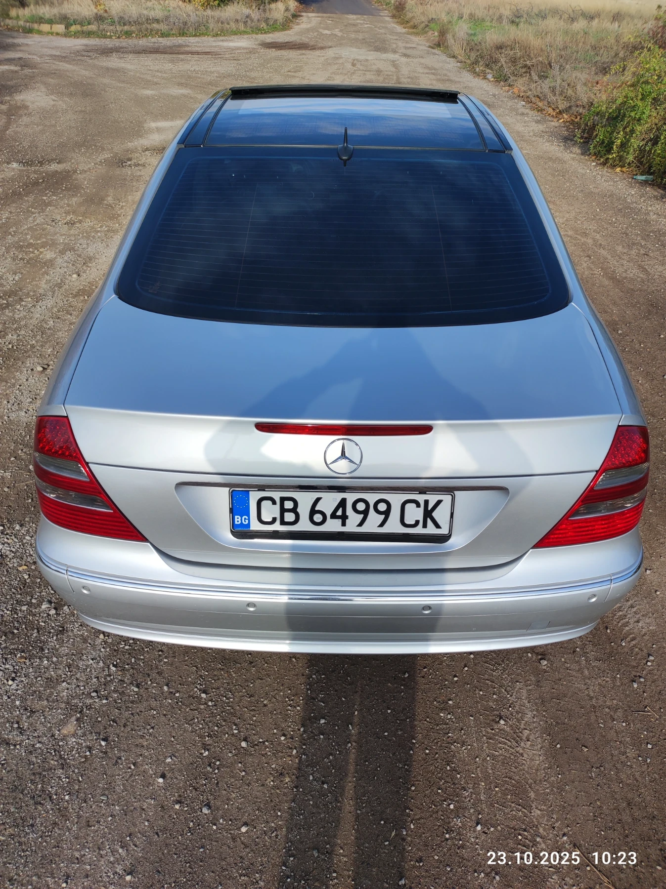 Mercedes-Benz E 320, снимка 8 - Автомобили и джипове - 54287659