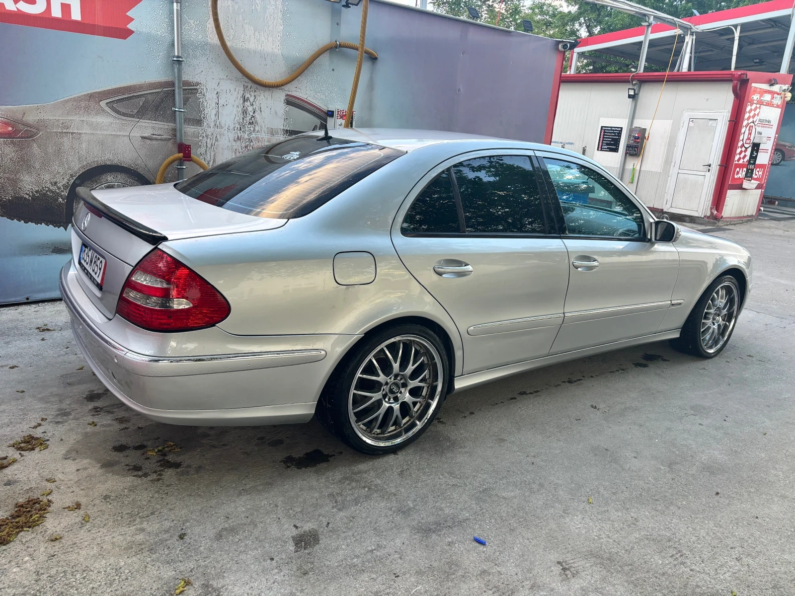 Mercedes-Benz E 270, снимка 2 - Автомобили и джипове - 54544437