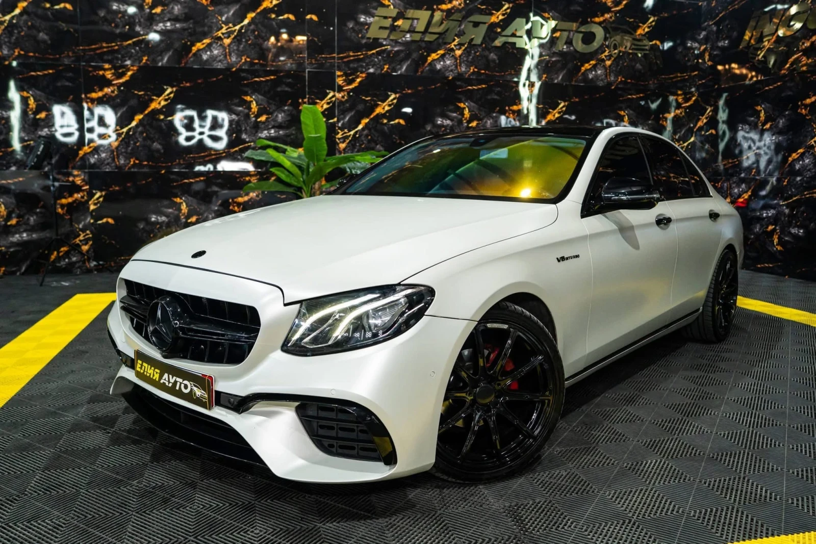Mercedes-Benz E 220 D FULL AMG LINE LED NAVI BURM ������ 100% | Mobile.bg � ����������� 4